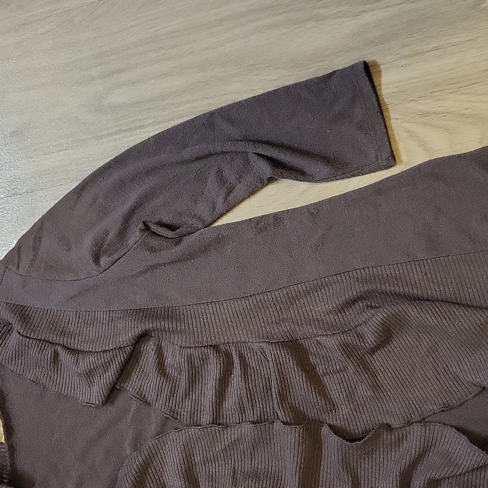 Thread Sweater - image 3